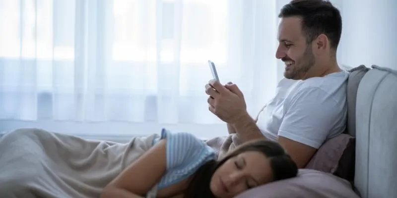 Thuê thám tử điều tra chồng ngoại tình